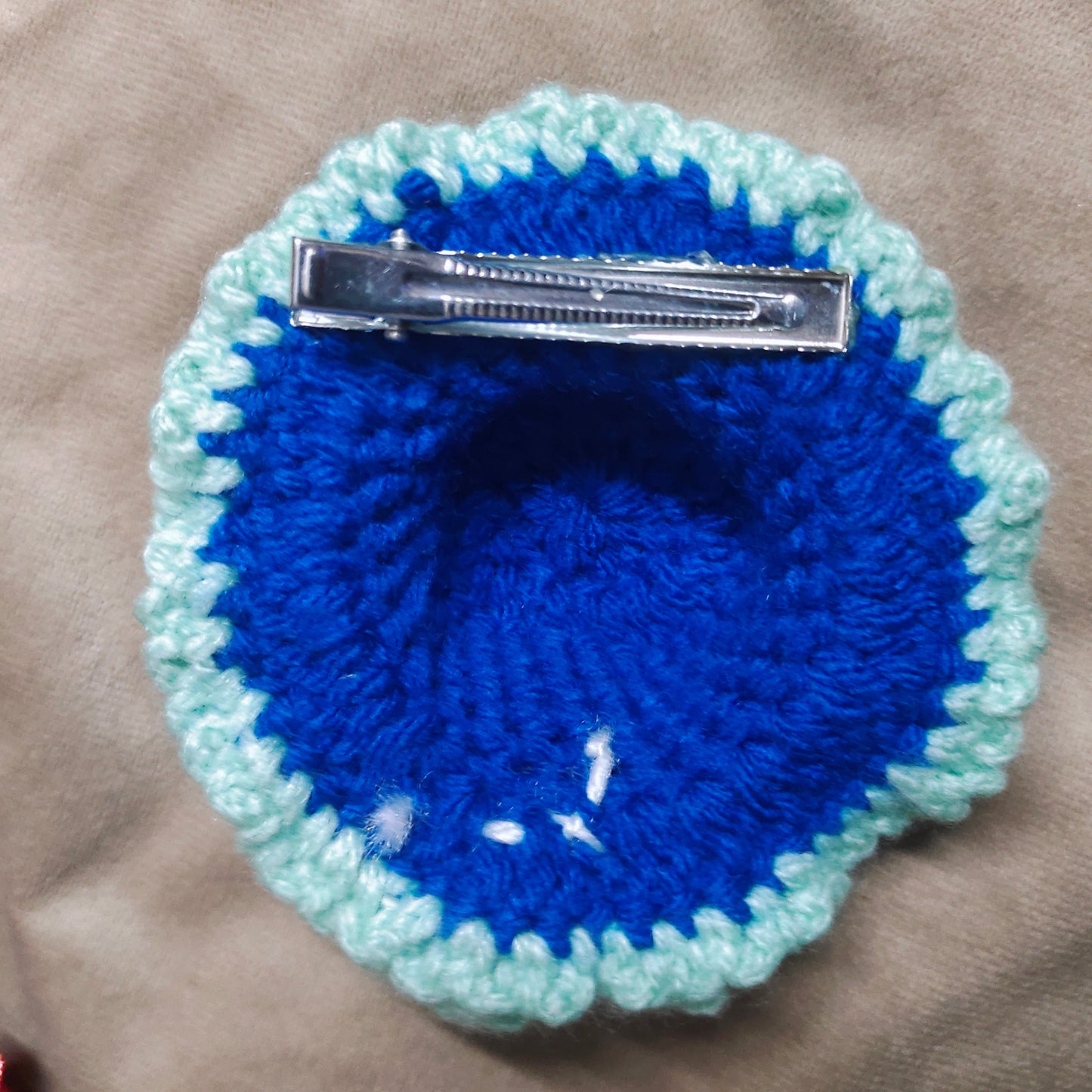 Handmade Crochet Mini Hat, Fascinator Hair Clip,Cute Woolen Knitted Hair Clip with Pearl Flower Bow for Girls and kids
