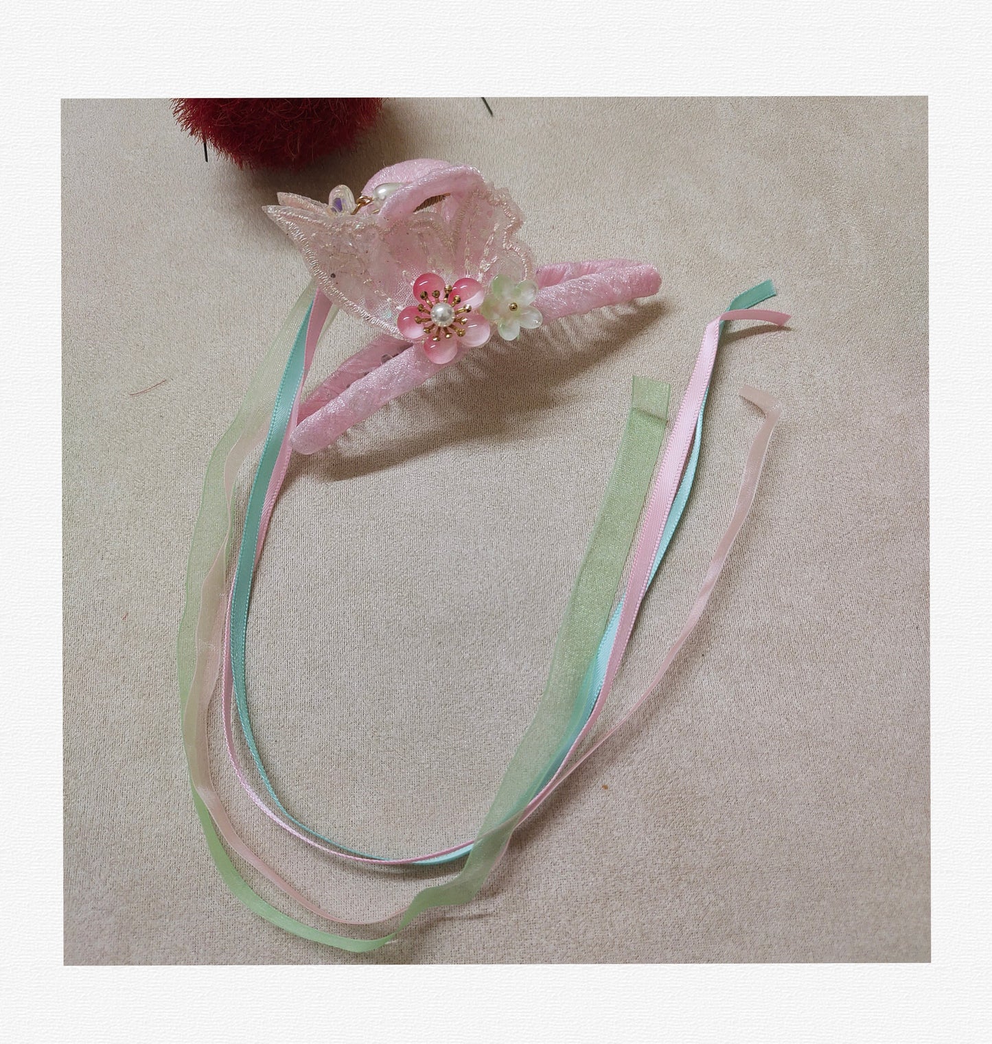 Handmade Fairy Blossom Hair Claw Clip with Long Tassel Ribbons – Elegant Hanfu Hair Accessory for Women and Girls – Pink Floral Butterfly Design with 42cm Streaming Tassels