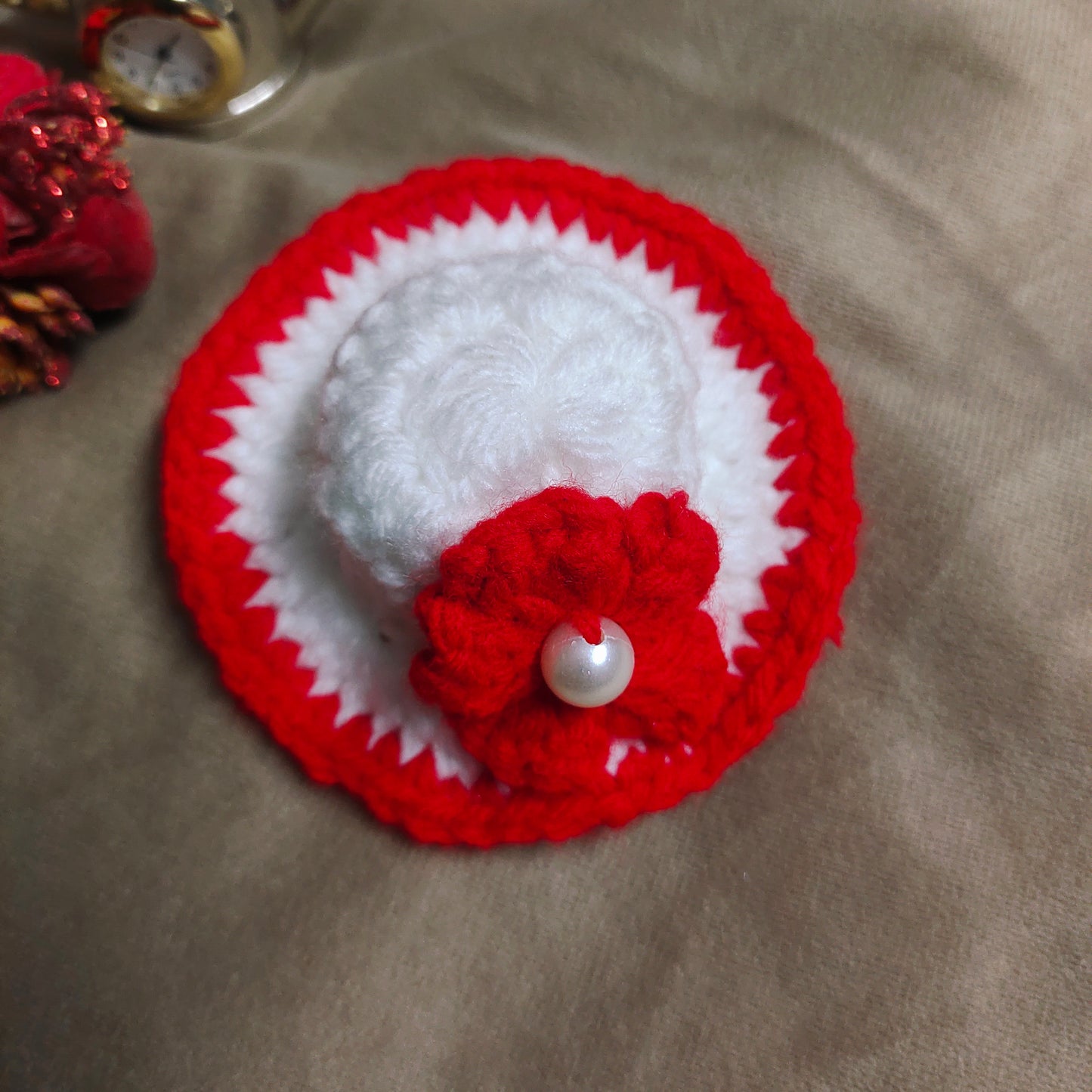 Handmade Crochet Mini Hat, Fascinator Hair Clip,Cute Woolen Knitted Hair Clip with Pearl Flower Bow for Girls and kids