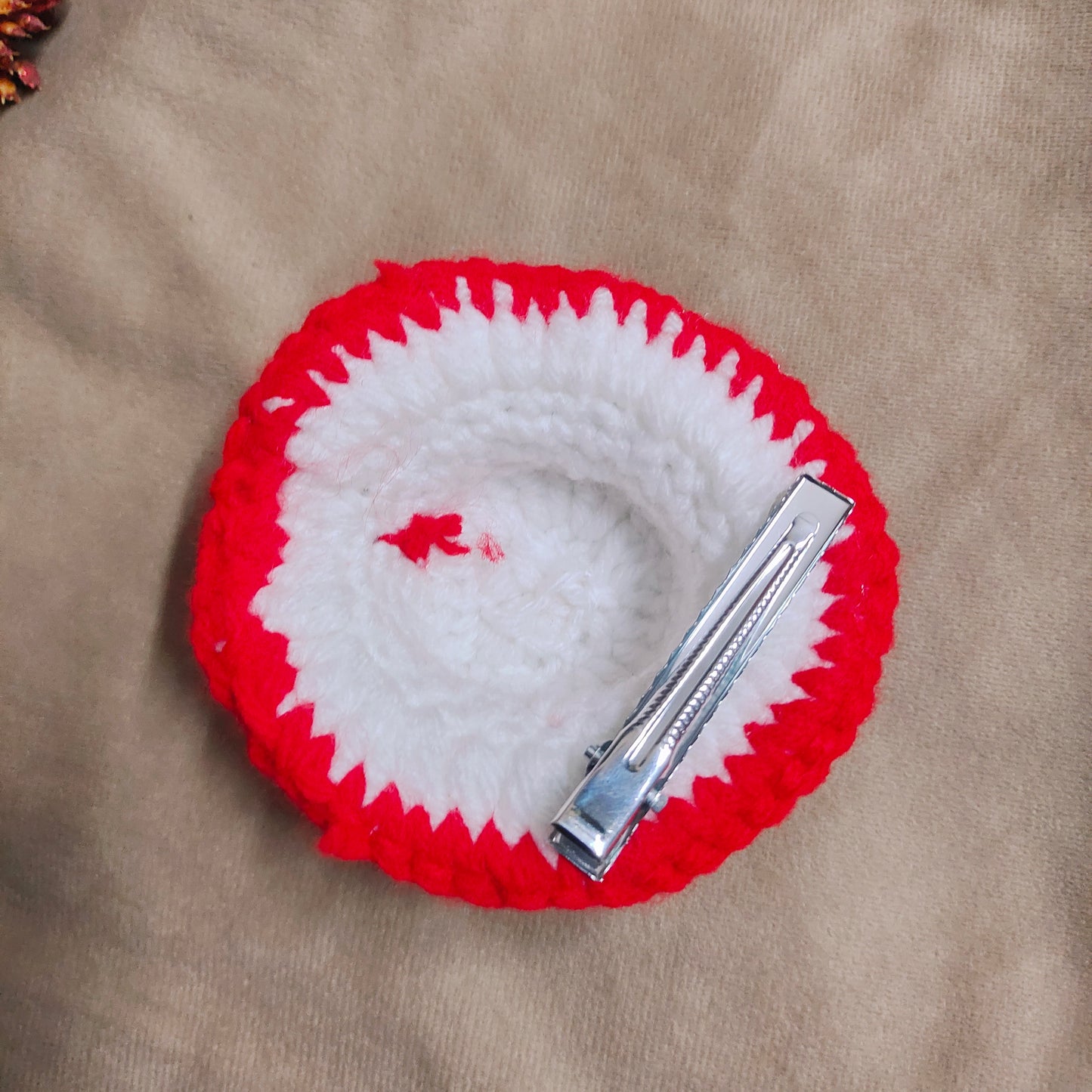 Handmade Crochet Mini Hat, Fascinator Hair Clip,Cute Woolen Knitted Hair Clip with Pearl Flower Bow for Girls and kids