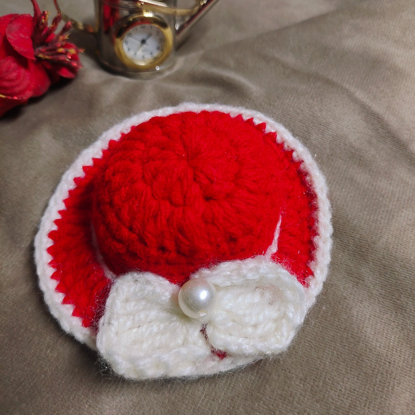 Handmade Crochet Mini Hat, Fascinator Hair Clip,Cute Woolen Knitted Hair Clip with Pearl Flower Bow for Girls and kids
