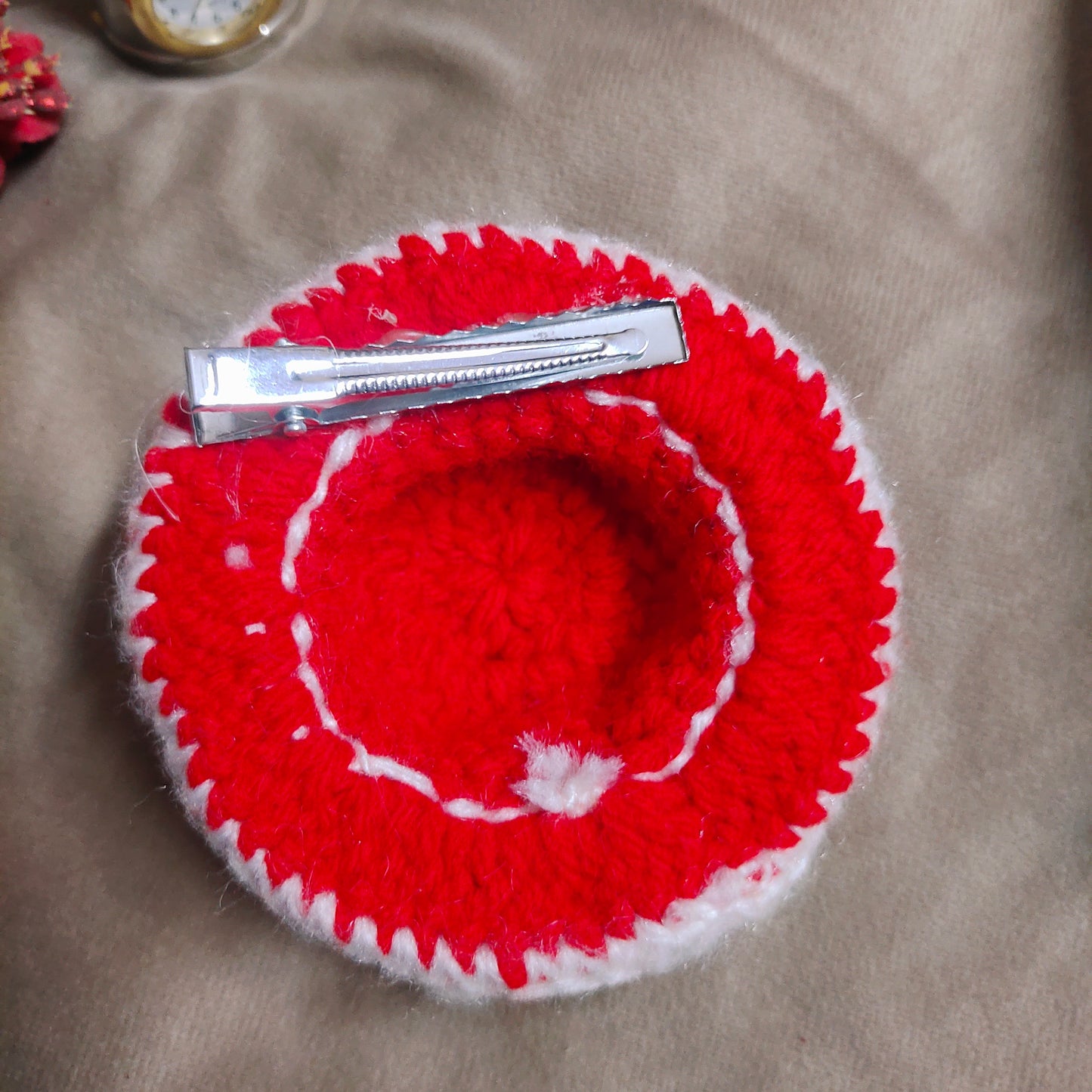 Handmade Crochet Mini Hat, Fascinator Hair Clip,Cute Woolen Knitted Hair Clip with Pearl Flower Bow for Girls and kids